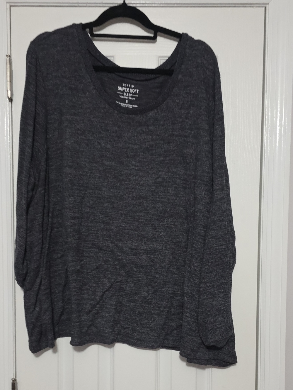 torrid Dark Charcoal Long Sleeve Scoop Neck Tee